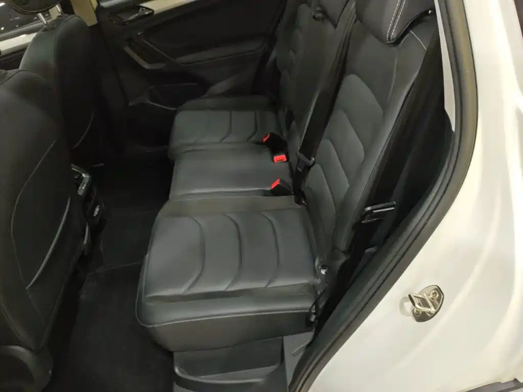 Volkswagen Tiguan L 2020 — фото 13
