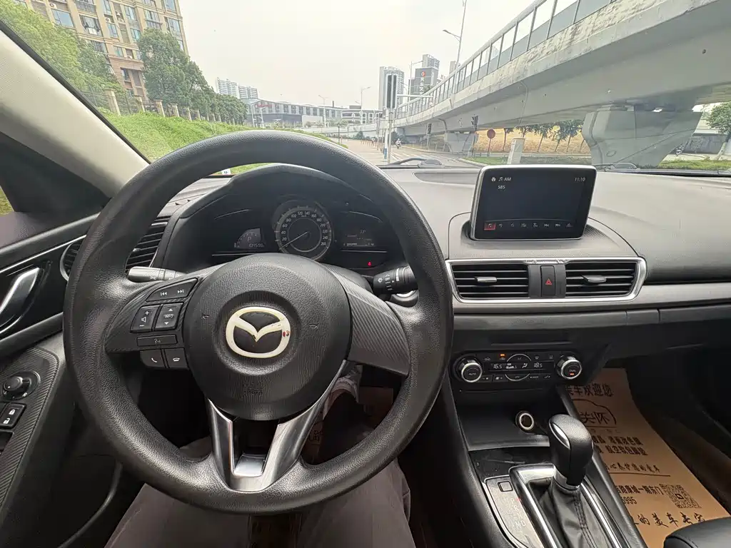 Mazda 3 Axela 2015 — фото 11