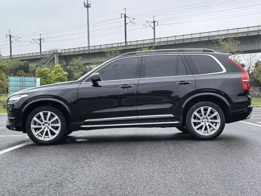 Volvo XC90 2017 — фото 3