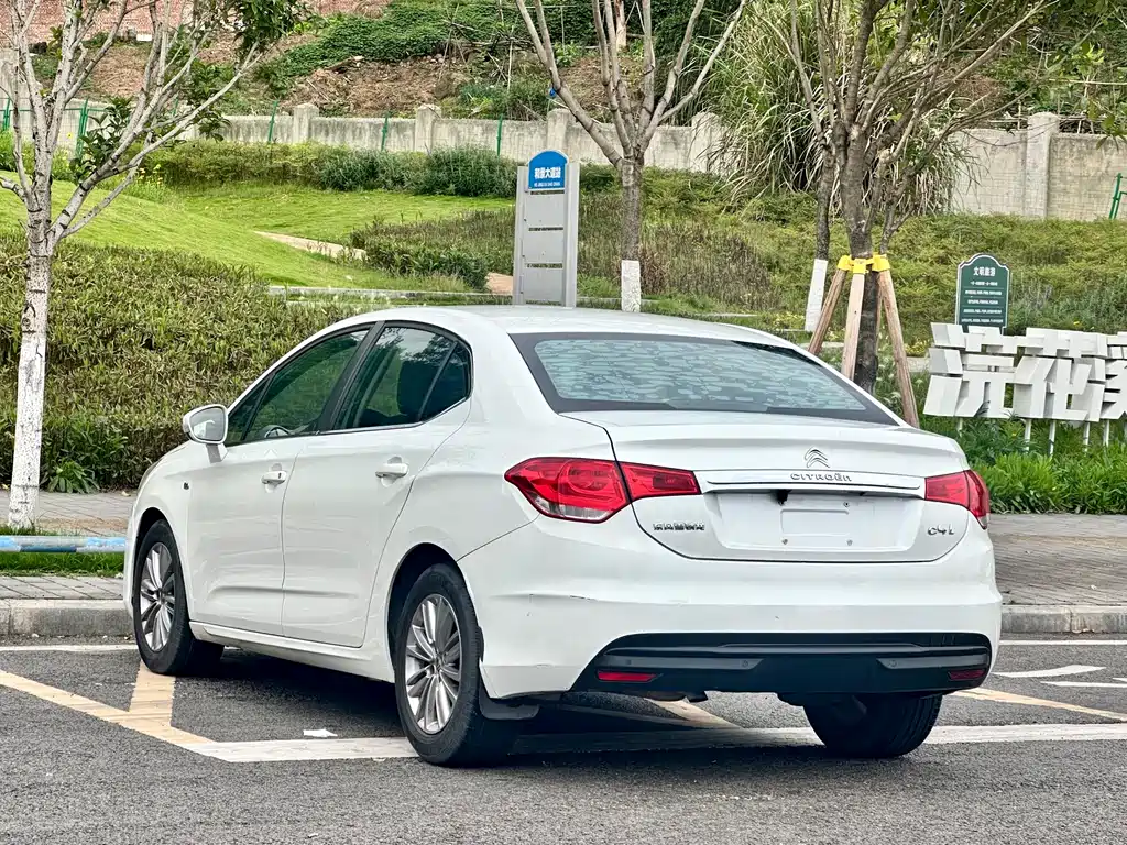 Citroen C4L 2015 — фото 18