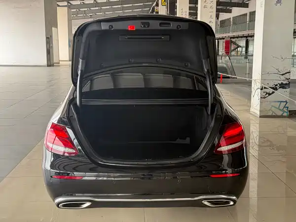 Mercedes-Benz E-Class 2018