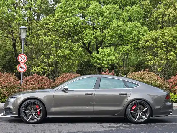 Audi A7 2012
