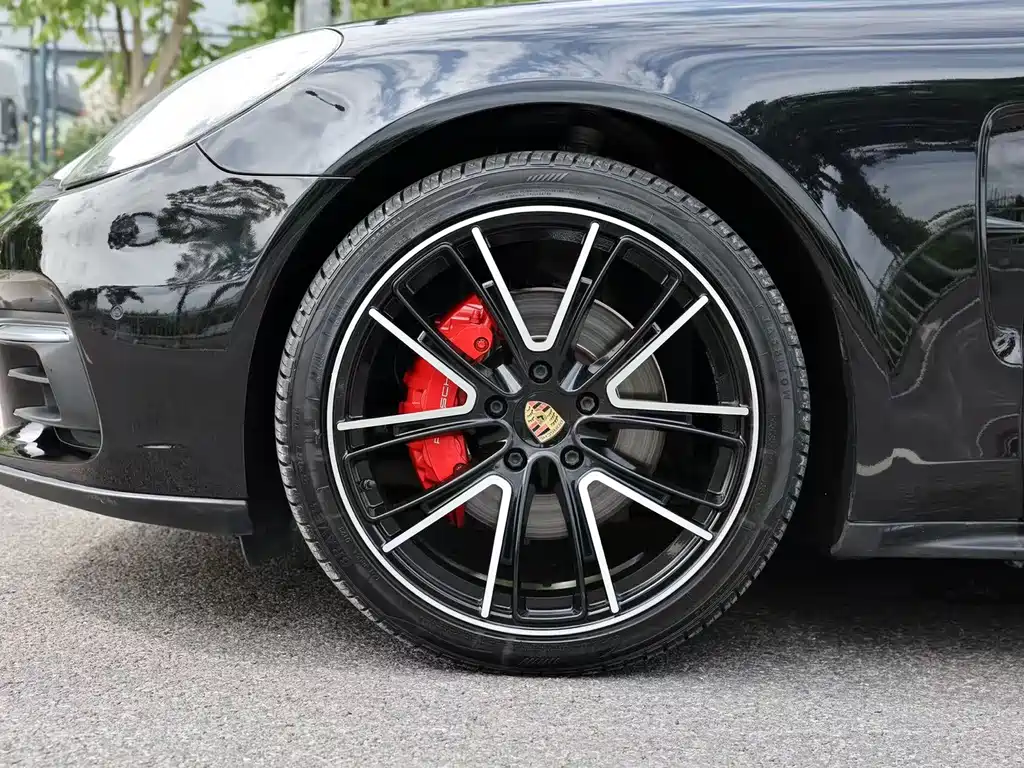 Porsche Panamera 2017 — фото 4