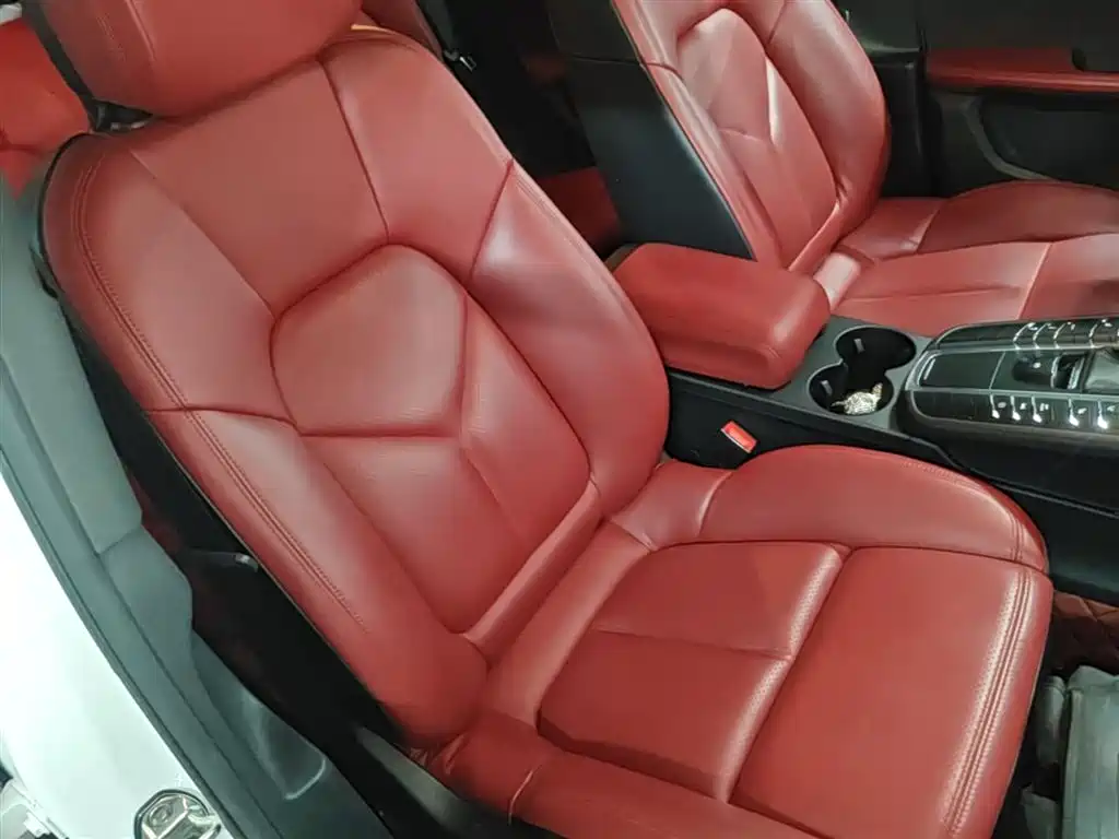 Porsche Macan 2018 — фото 25