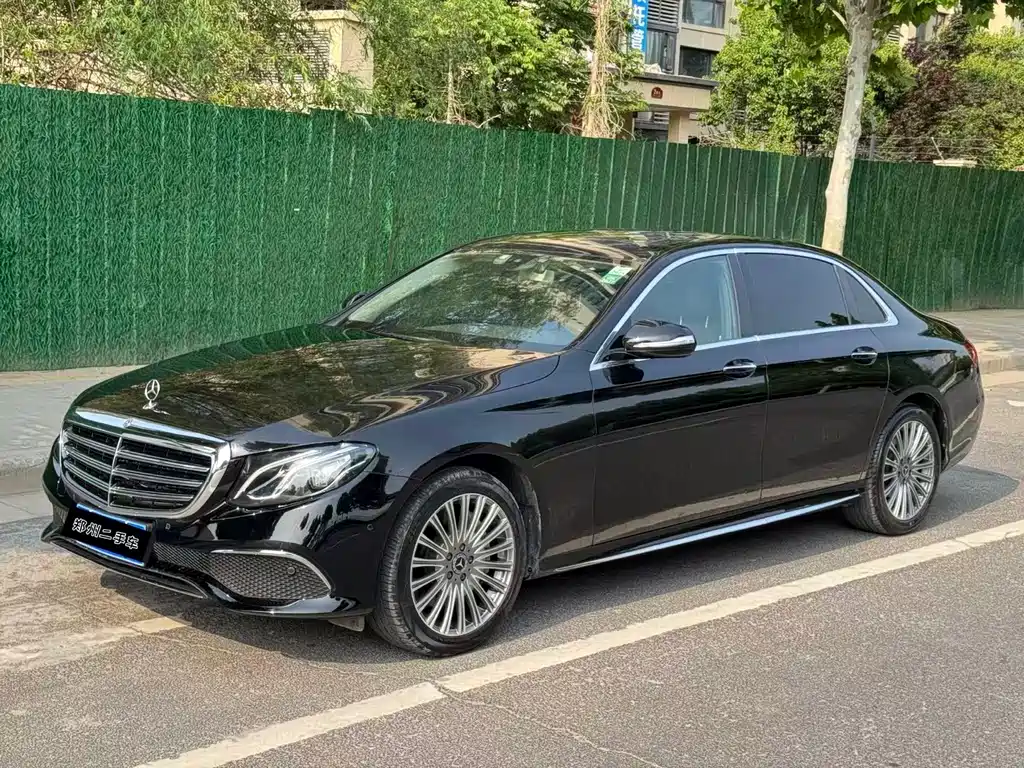 Mercedes-Benz E-Class 2017 — фото 1