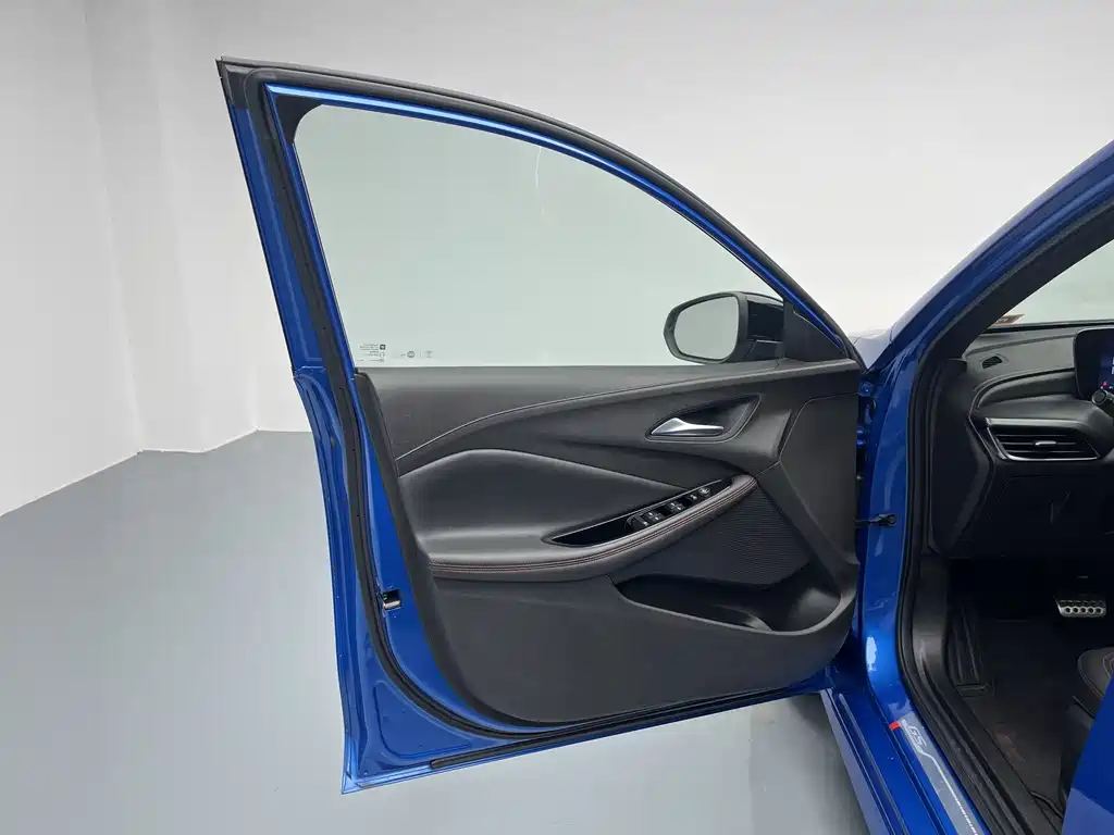 Buick Verano 2025 — фото 17