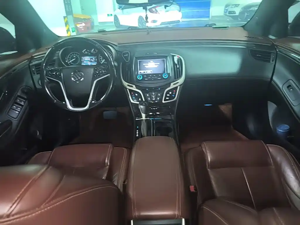 Buick LaCrosse 2015 — фото 10