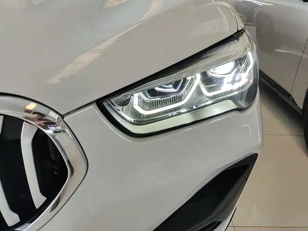 BMW X1 2021 — фото 24