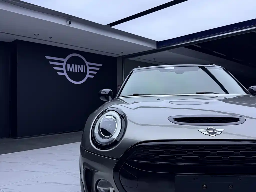 MINI Clubman 2016