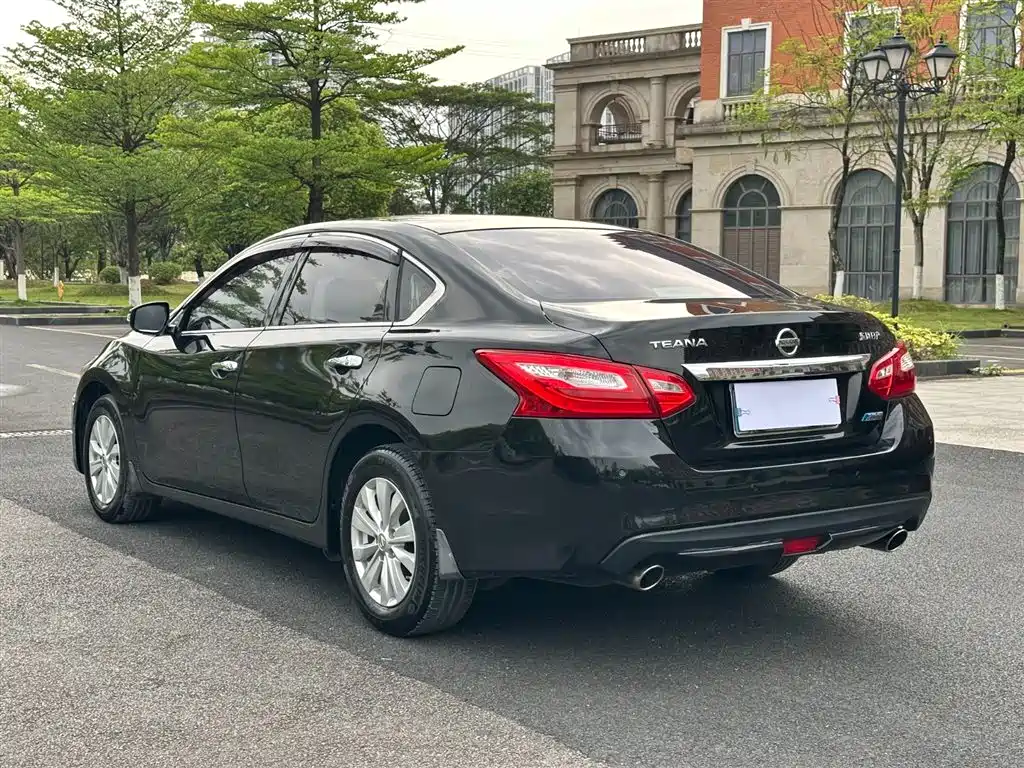 Nissan Teana 2017 — фото 15