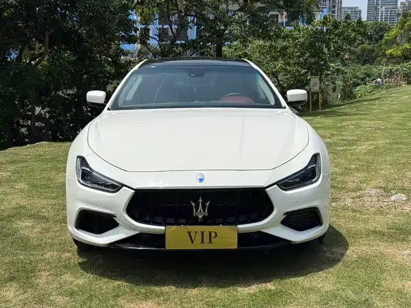 Maserati Ghibli 2016