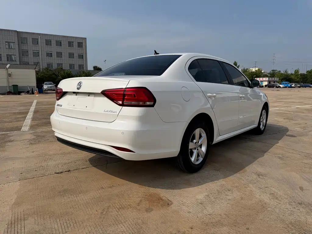 Volkswagen Lavida 2022