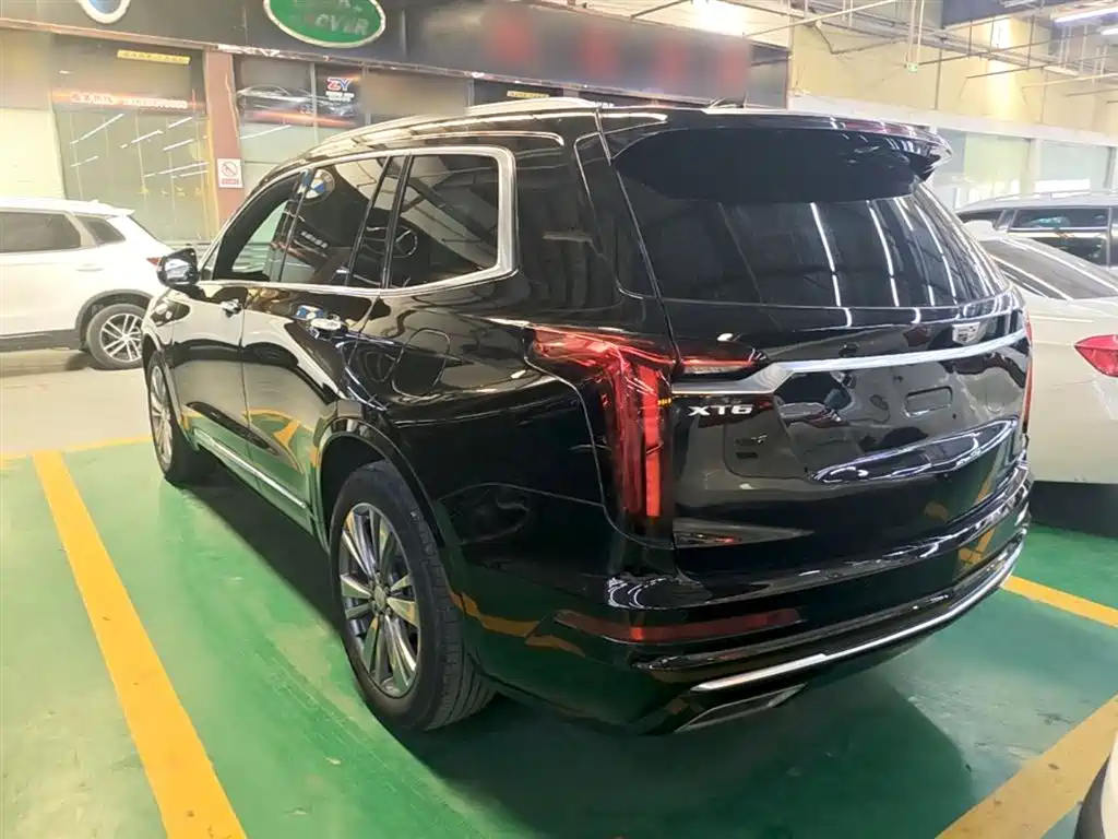 Cadillac XT6 2021 — фото 5