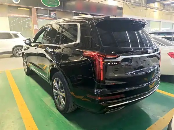 Cadillac XT6 2021