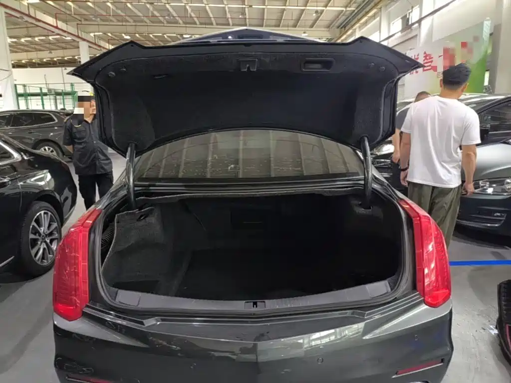 Cadillac CTS 2017 — фото 19