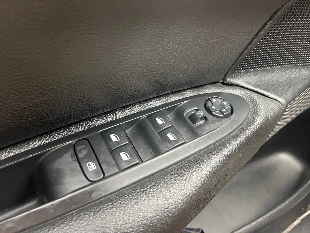 Citroen C4L 2015 — фото 13
