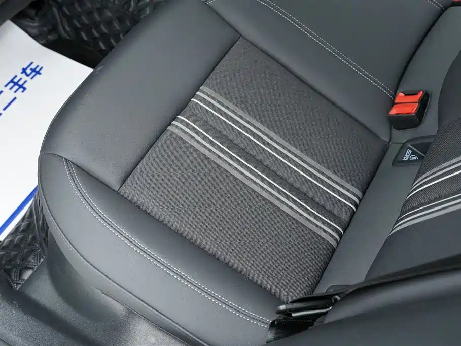 Audi A3 2023 — фото 12