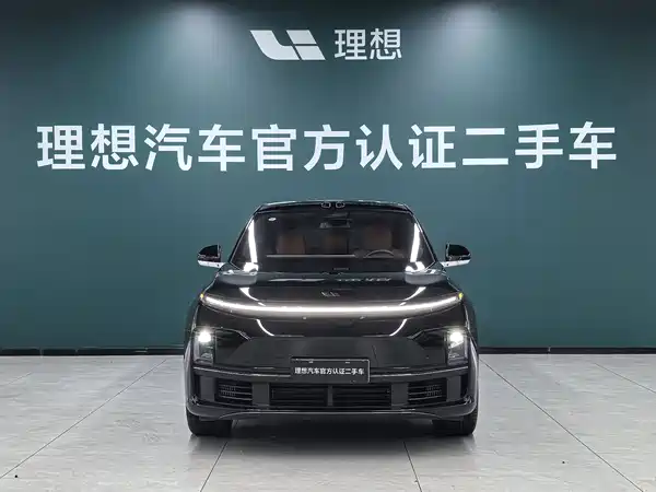 Li Auto L7 2025
