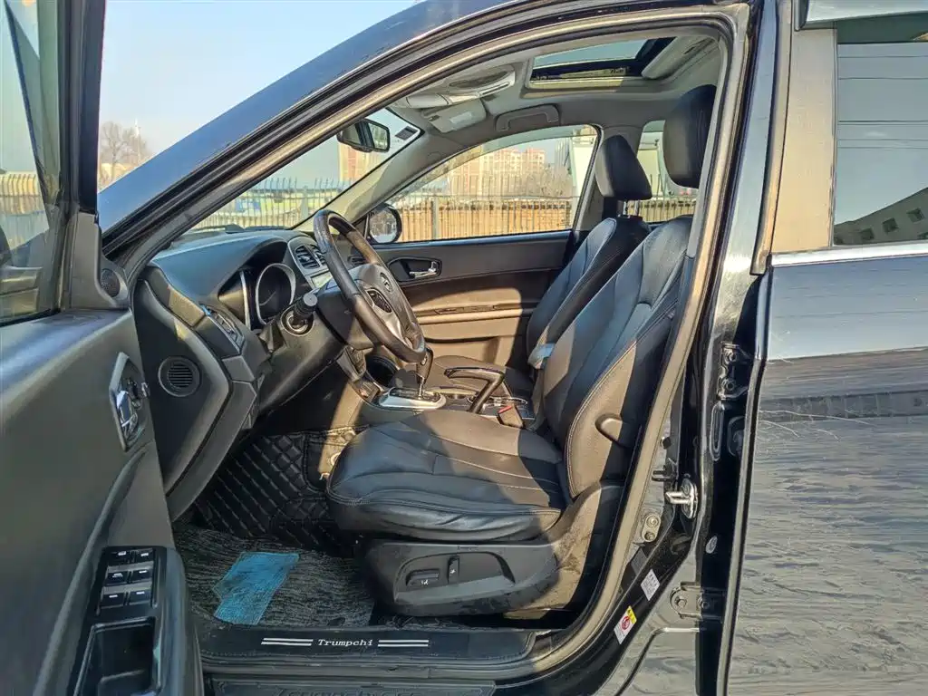 GAC Motor Trumpchi GS5 2013 — фото 7