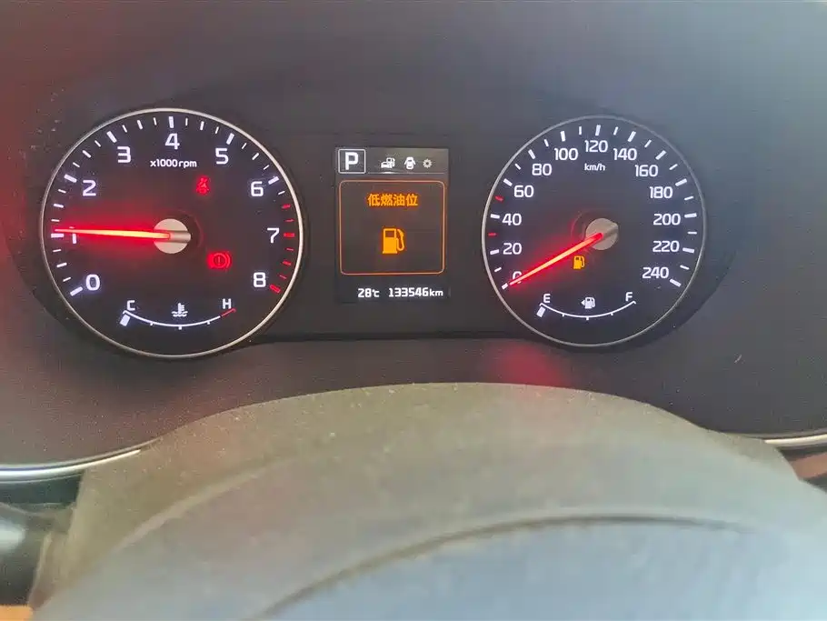 Kia KX3 2015 — фото 14