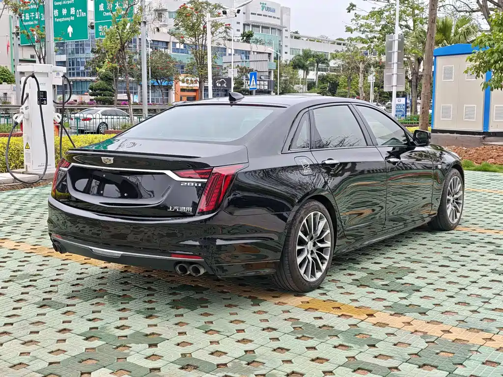 Cadillac CT6 2019 — фото 6