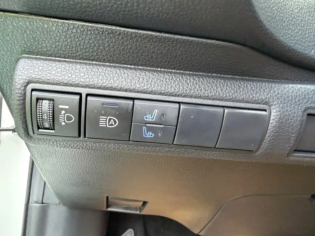 Toyota Corolla 2022 — фото 14