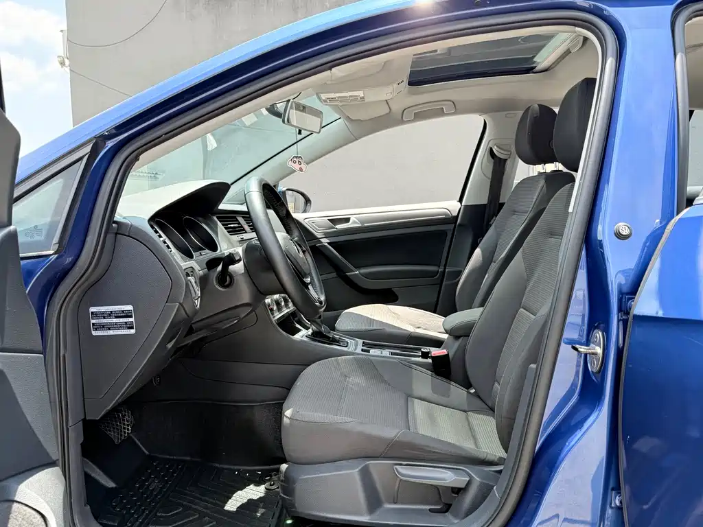 Volkswagen Golf 2014