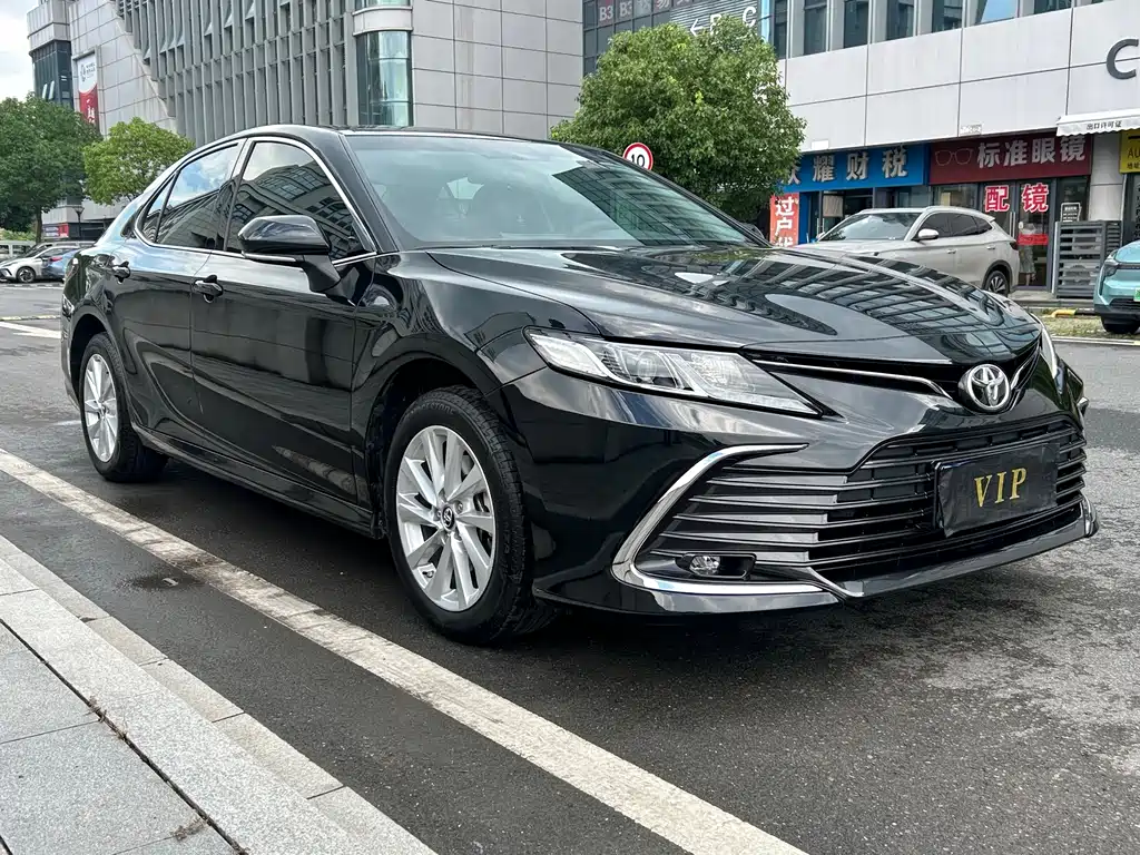 Toyota Camry 2023
