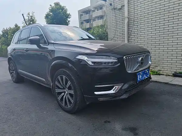 Volvo XC90 2023