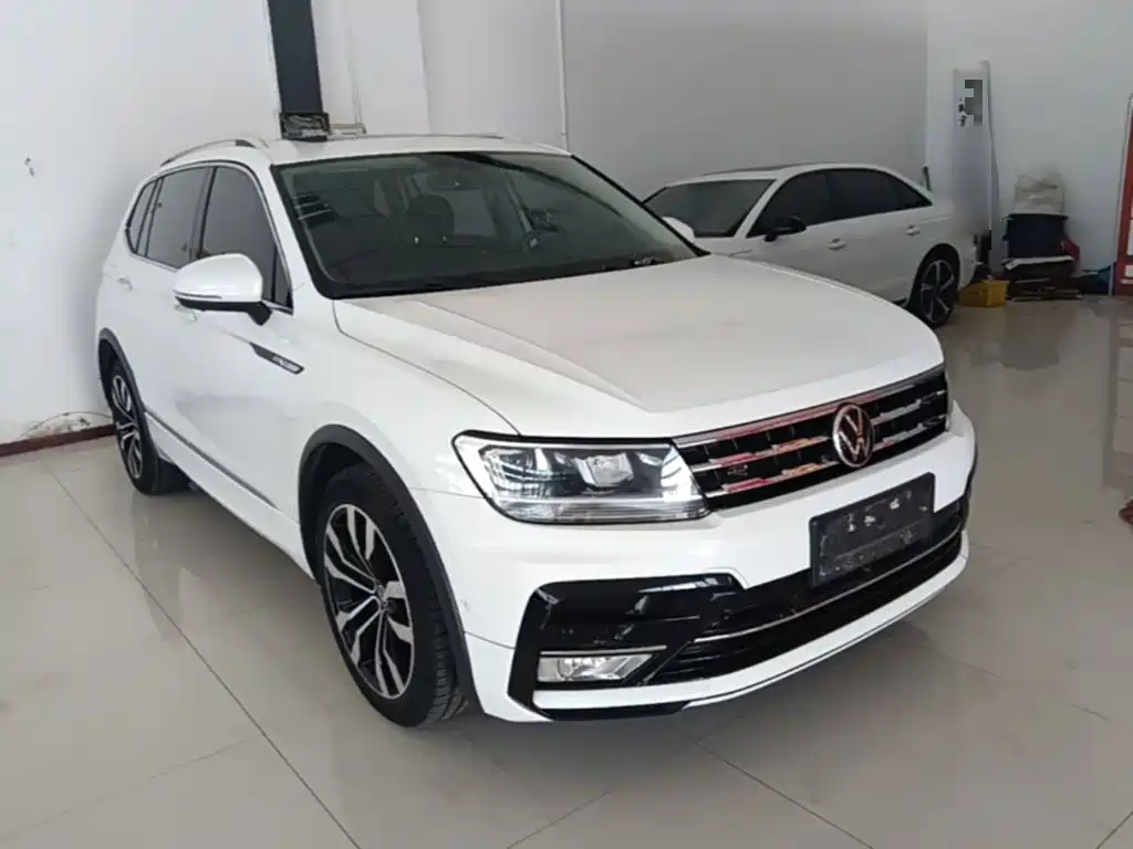 Volkswagen Tiguan L 2021 — фото 4