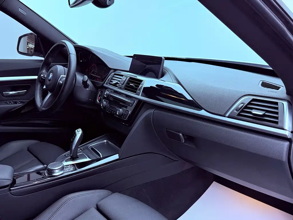 BMW 3 Series GT 2019 — фото 22
