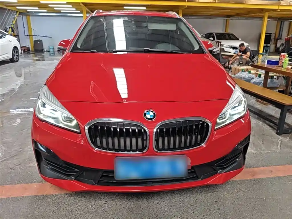 BMW 2 Series Active Tourer 2018 — фото 3