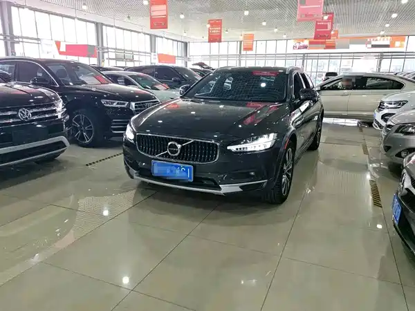 Volvo V90 2021