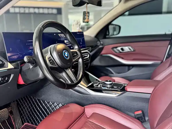 BMW i3 2022