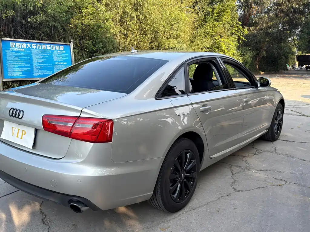 Audi A6L 2015 — фото 13