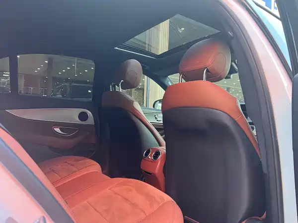 Mercedes-Benz E-Class 2018