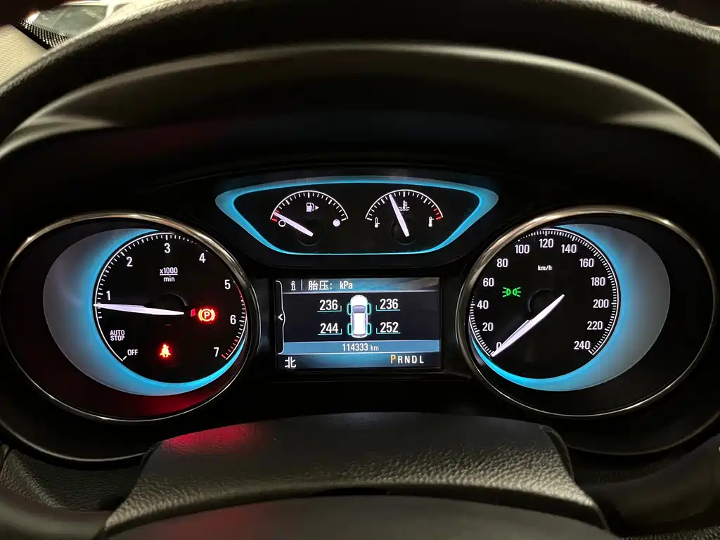Buick Envision Plus 2015 — фото 9