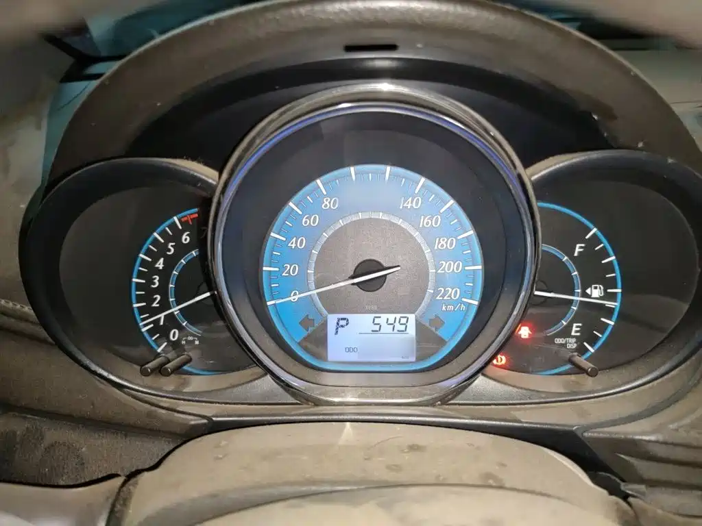 Toyota Yaris L 2015