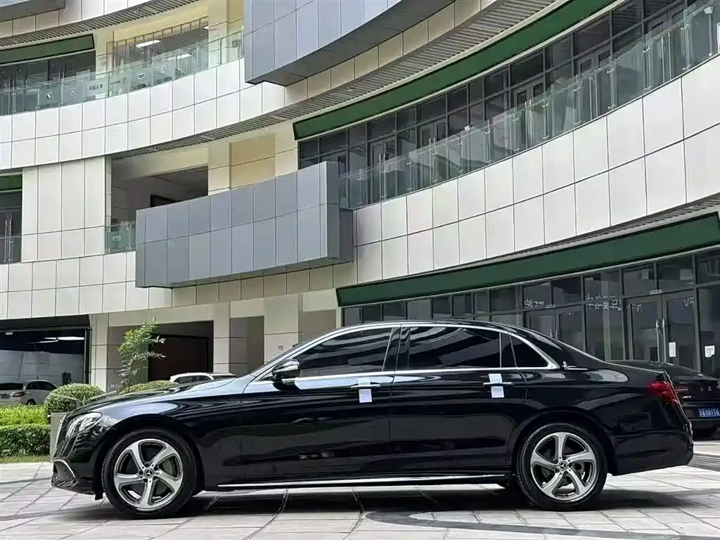 Mercedes-Benz E-Class 2018
