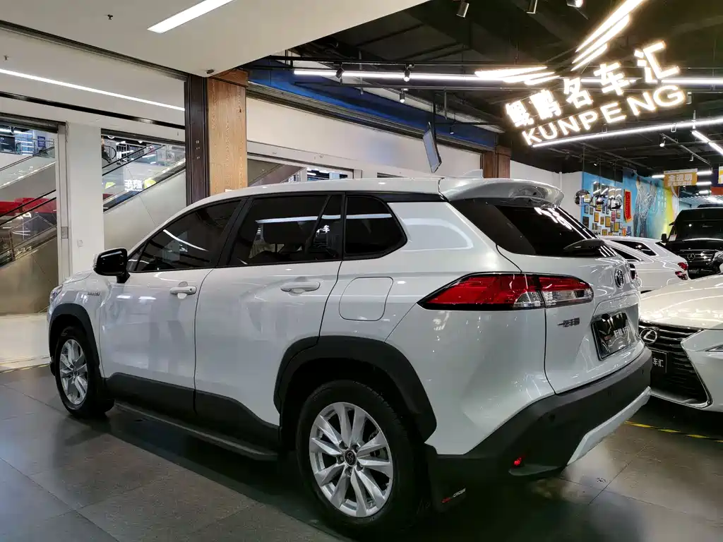 Toyota Corolla Cross 2023