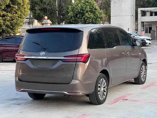 Buick GL8 2022