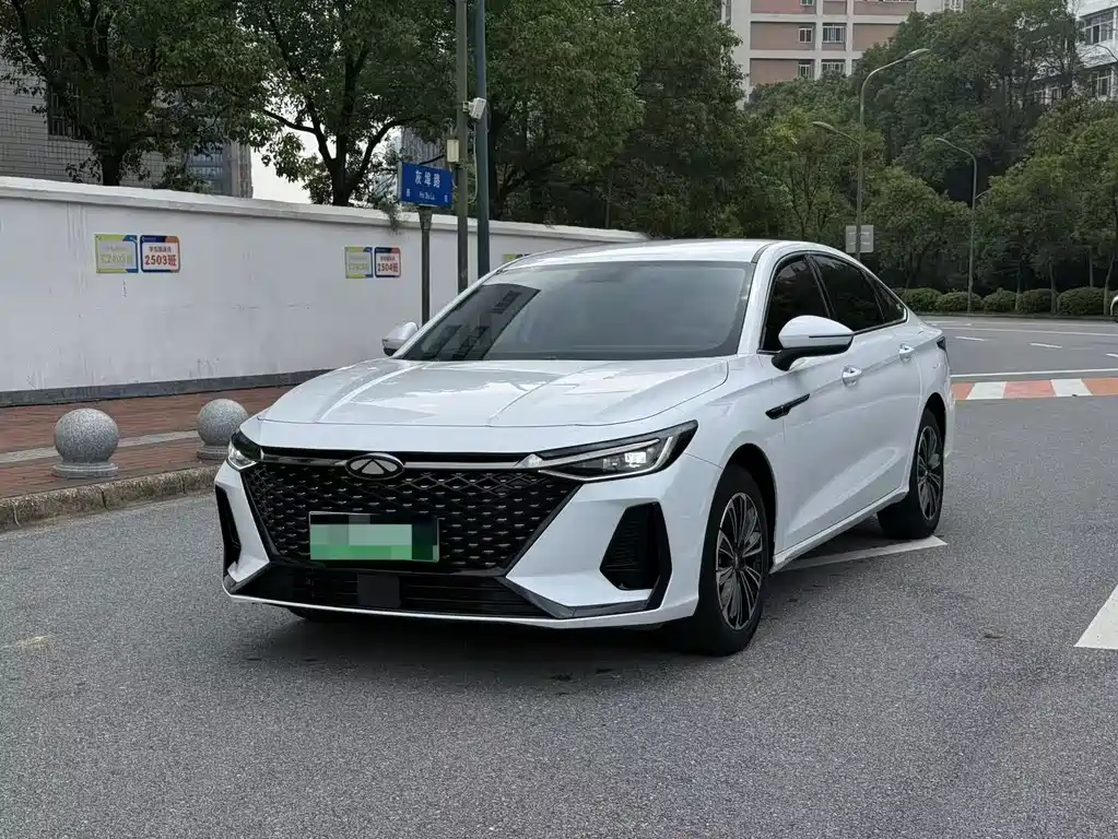 Chery Fengyun A8 2025 — фото 1