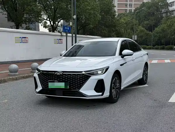 Chery Fengyun A8 2025
