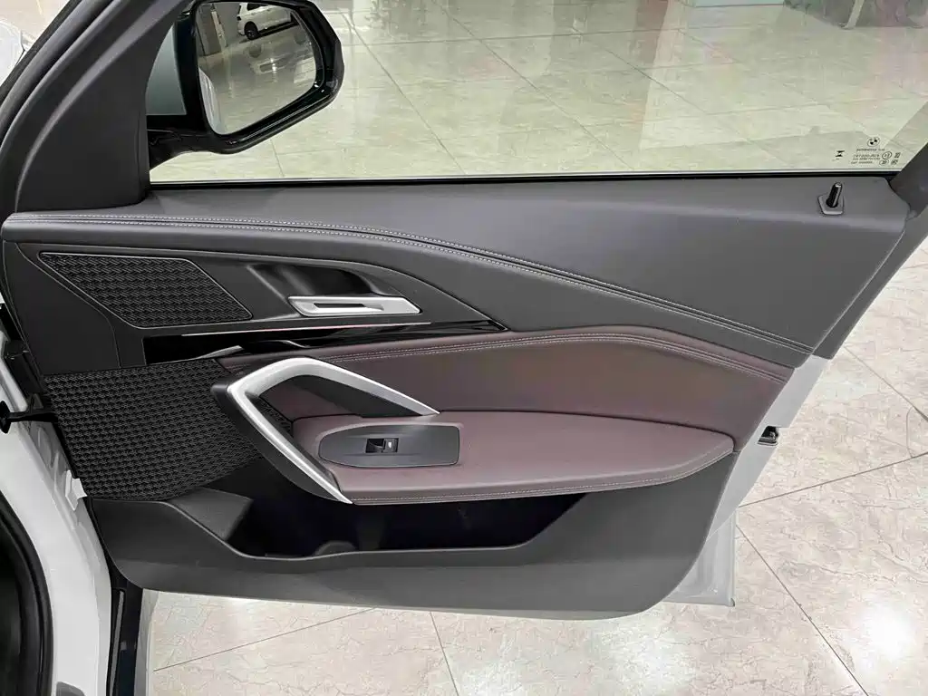 BMW X1 2024 — фото 13