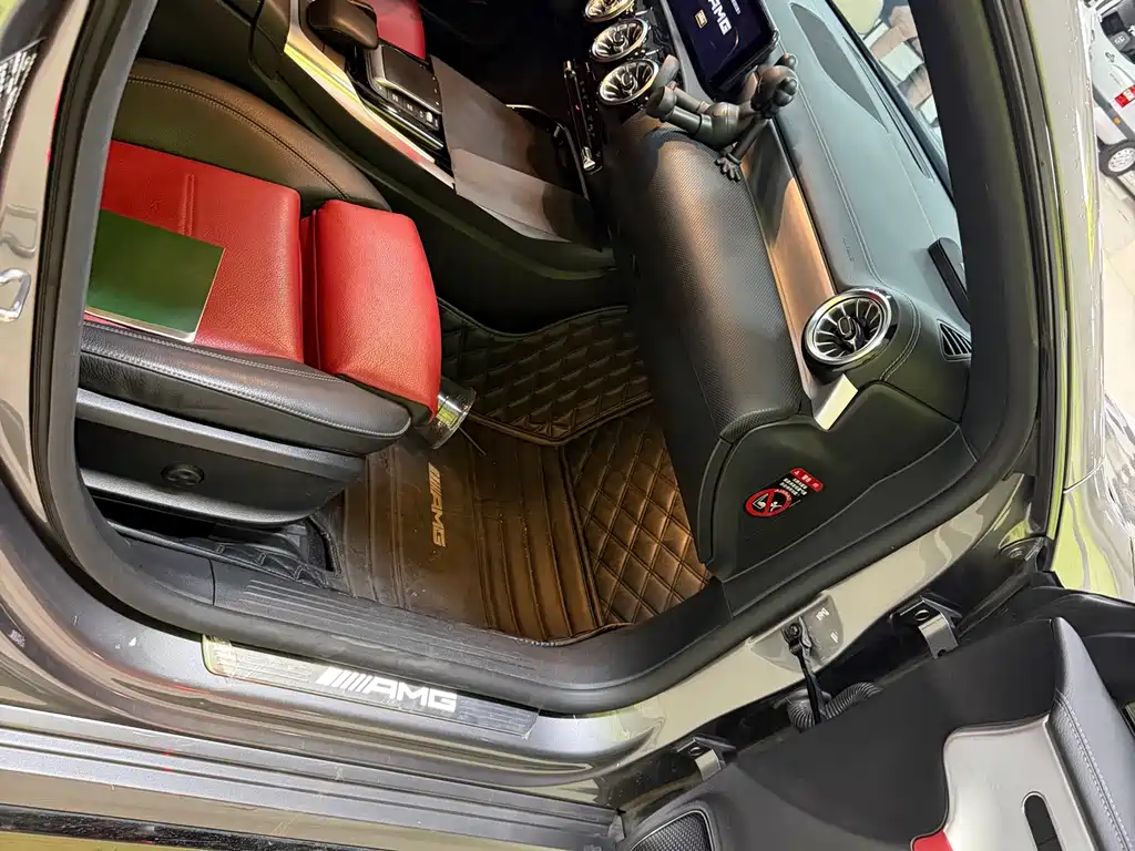 Mercedes-Benz CLA AMG 2021 — фото 10