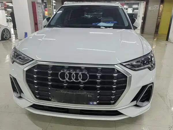 Audi Q3 2023