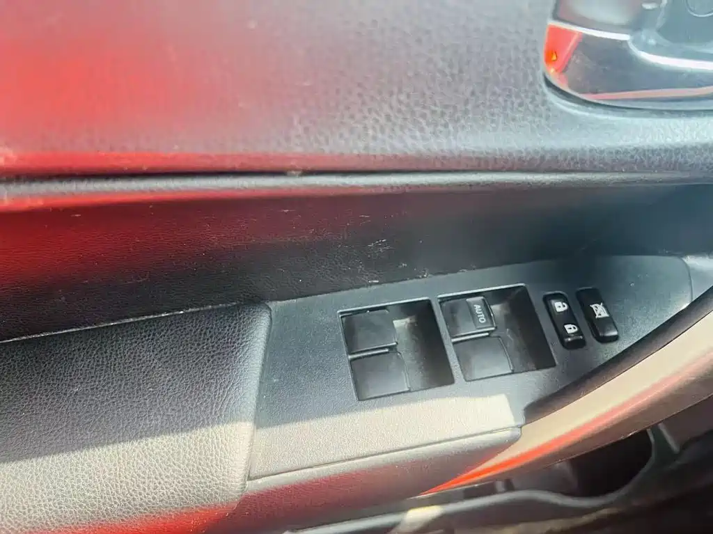 Toyota Corolla 2018 — фото 11