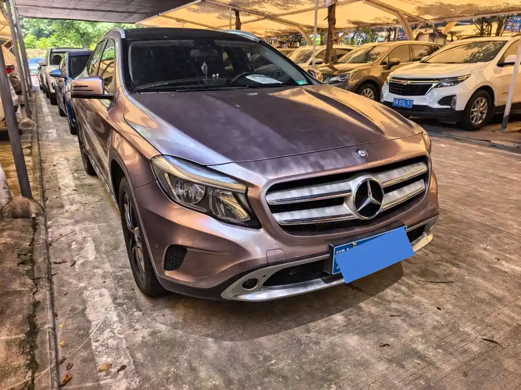 Mercedes-Benz GLA 2015