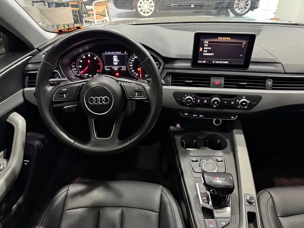 Audi A4L 2017 — фото 15