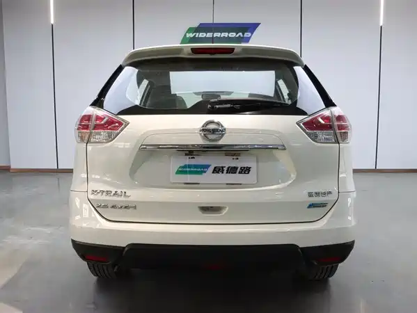 Nissan X-Trail 2014